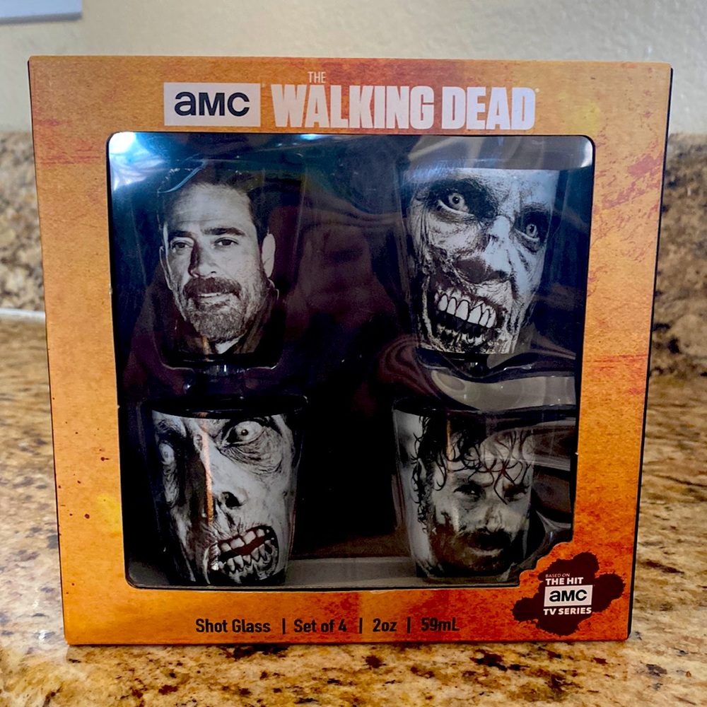 The Walking Dead Shot Glass Set